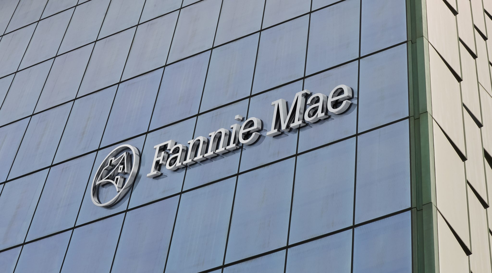 Fannie Mae completes first credit insurance risk transfer Fannie Mae completes first credit insurance risk transfer